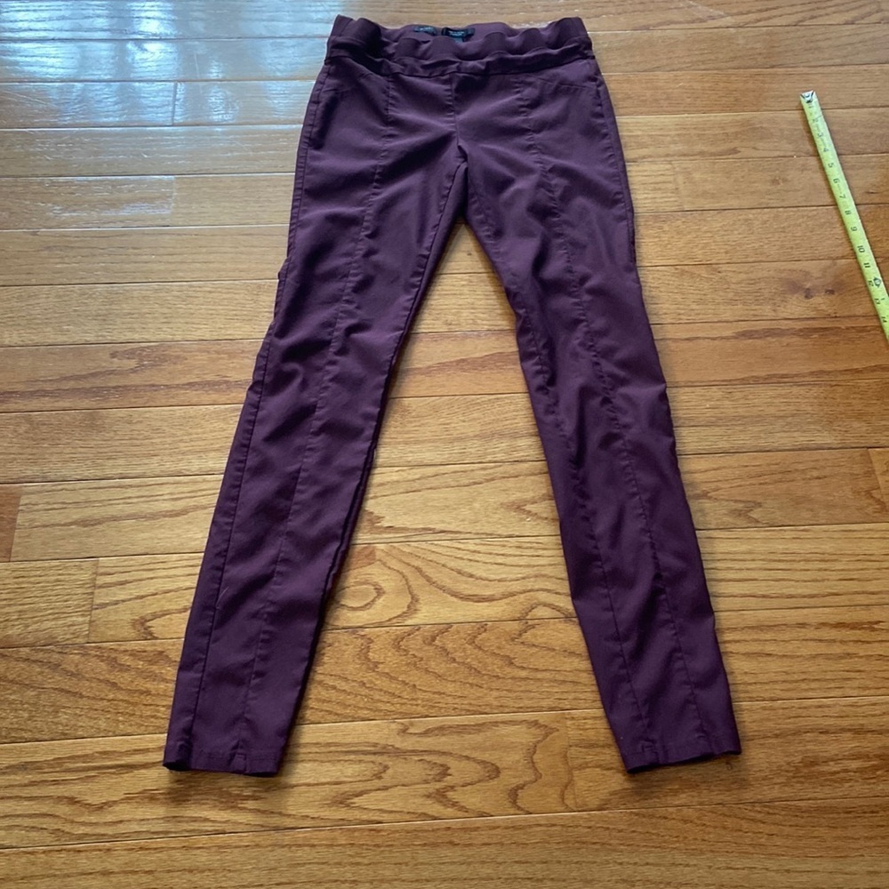 Simply Vera Spandex trousers size small burgundy